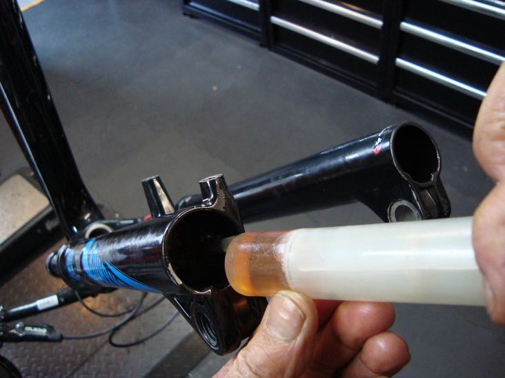 Vorkkeerringen vervangen - Olie toevoegen